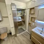 Porte Hermes Avec Parking 아파트 Fréjus