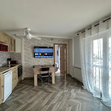 Porte Hermes Avec Parking Appartement